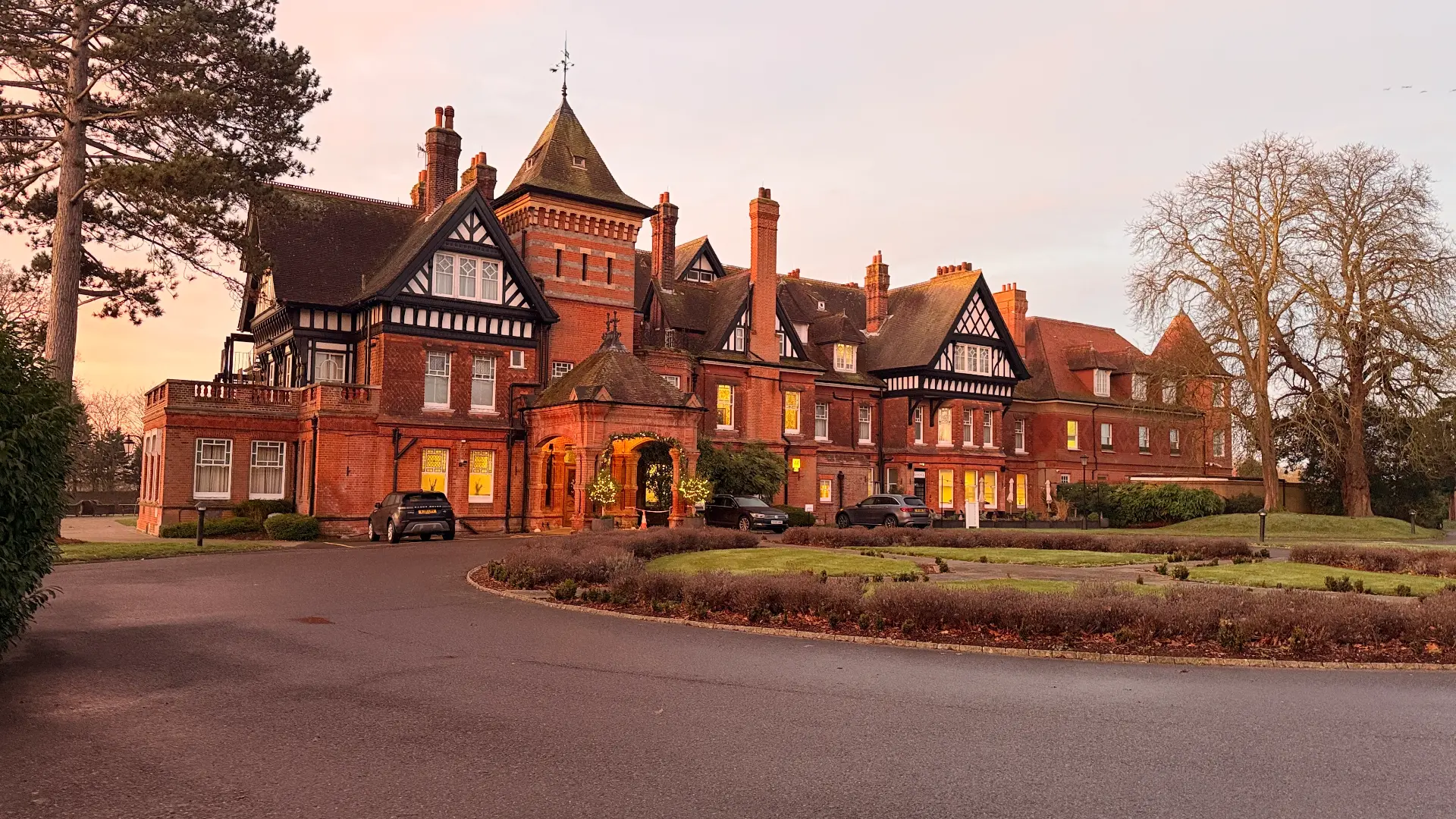 Cobham & Leatherhead networking venue